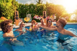 Pool Party Event Spaces: Indoor vs. Outdoor – Which is Right for You?